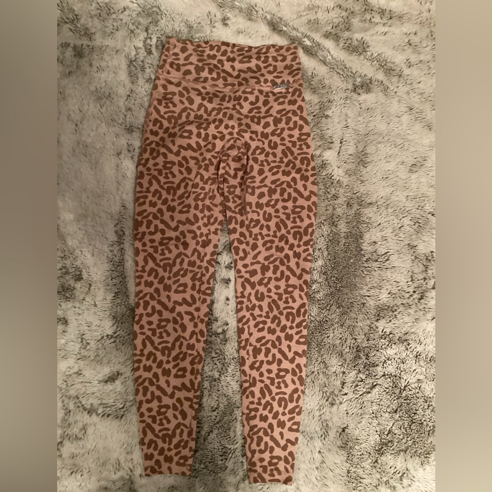 Bombshell Sportswear Leopard Print High-Waisted Leggings